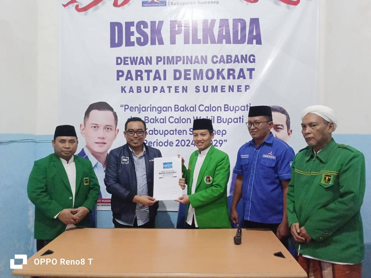 Pengasuh Pesantren Annuqoyah Sumenep Daftar Bacabup Di Partai Demokrat